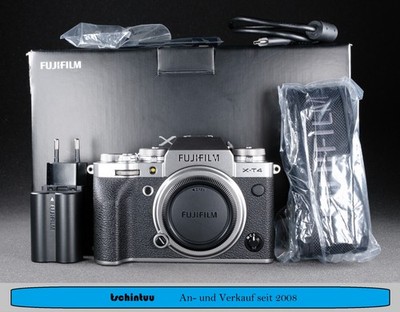 Fujifilm X-T4 26,1 MP Silber Sehr Guter Zustand 2.000 Auslösungen OVP