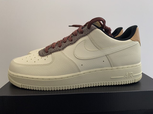 Nike Air Force 1 '07 LV8 Fossil/Wheat-Shimmer - CK4363-200