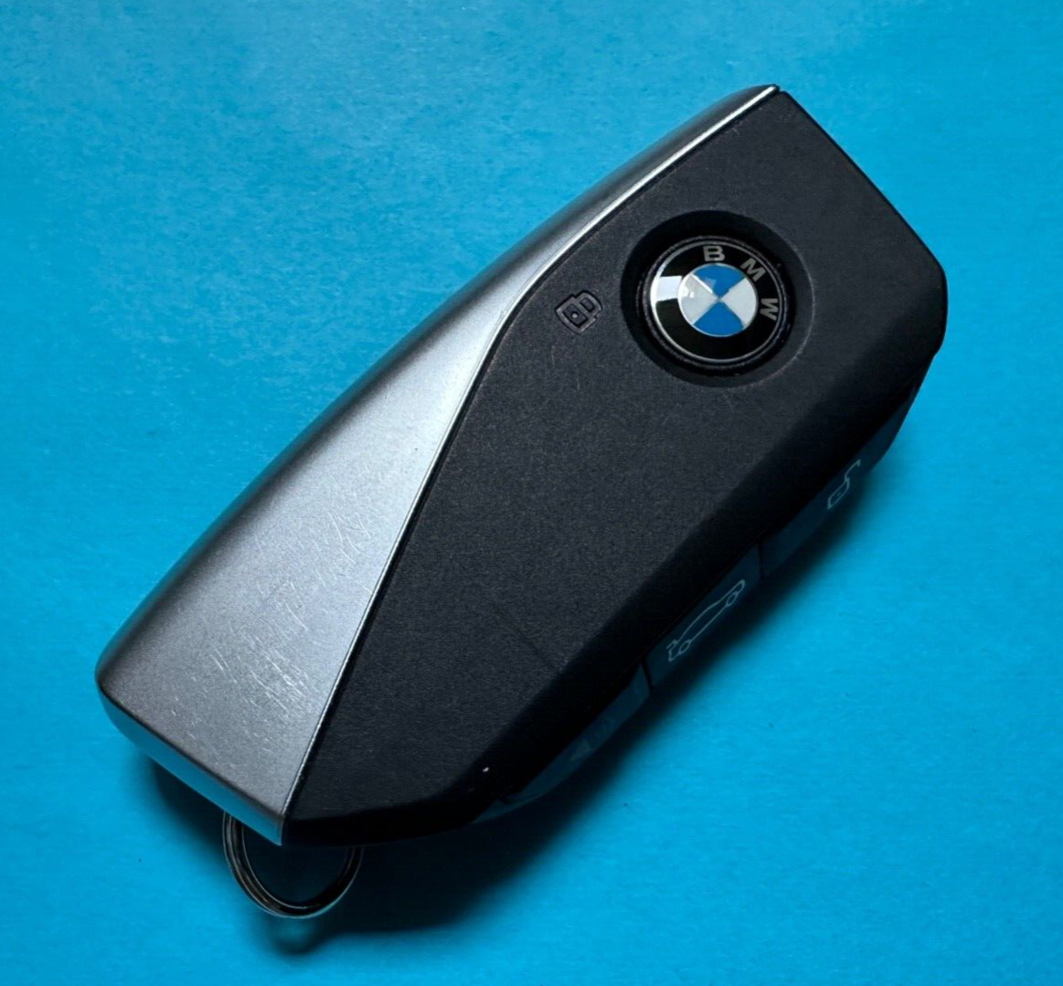 OEM 2022-2025 BMW X1 X5 3 430 4 SERIES SMART KEY REMOTE FOB IYZBK1