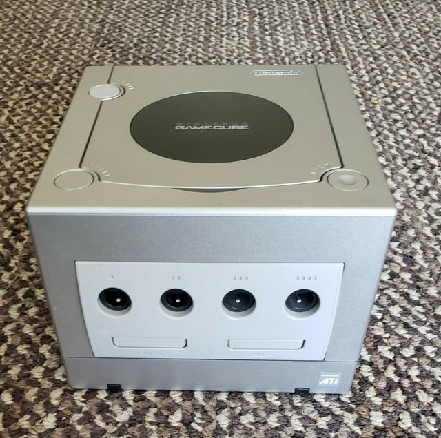 Nintendo GameCube Limited Edition Platinum Console (NTSC) for sale