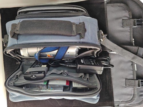 SONY DCR-TRV740E Camcorder, mit DV-IN/OUT zur Digitalisierung von Hi8 + Video8 - Bild 7 von 8