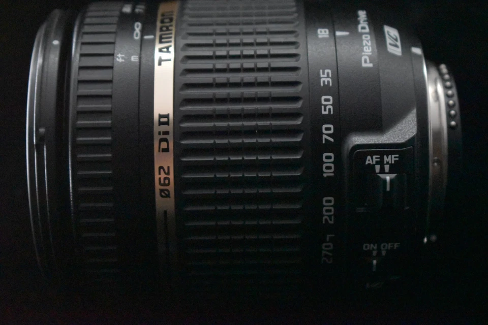 [US Duty Paid] Lente Tamron AF 18-270mm f/3.5-6.3 Di II VC PZD AF para Nikon ... - Imagen 4 de 4