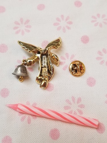 Vintage Gigi Giusti signierter Engel mit Glocke gebürstet goldfarben Anstecknadel Brosche - Bild 4 von 5