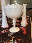 Set Of 3 Vintage Anchor Hocking Buds Vases And Milk Glass Compote Pedestal AUC
