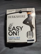 Berkshire Textured Tights Small Color Black New In Package 1 Pair