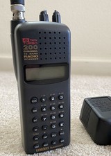 Uniden Bearcat BC220XLT Twin Turbo 200 Channel / 12 Band Scanner Clean  Tested