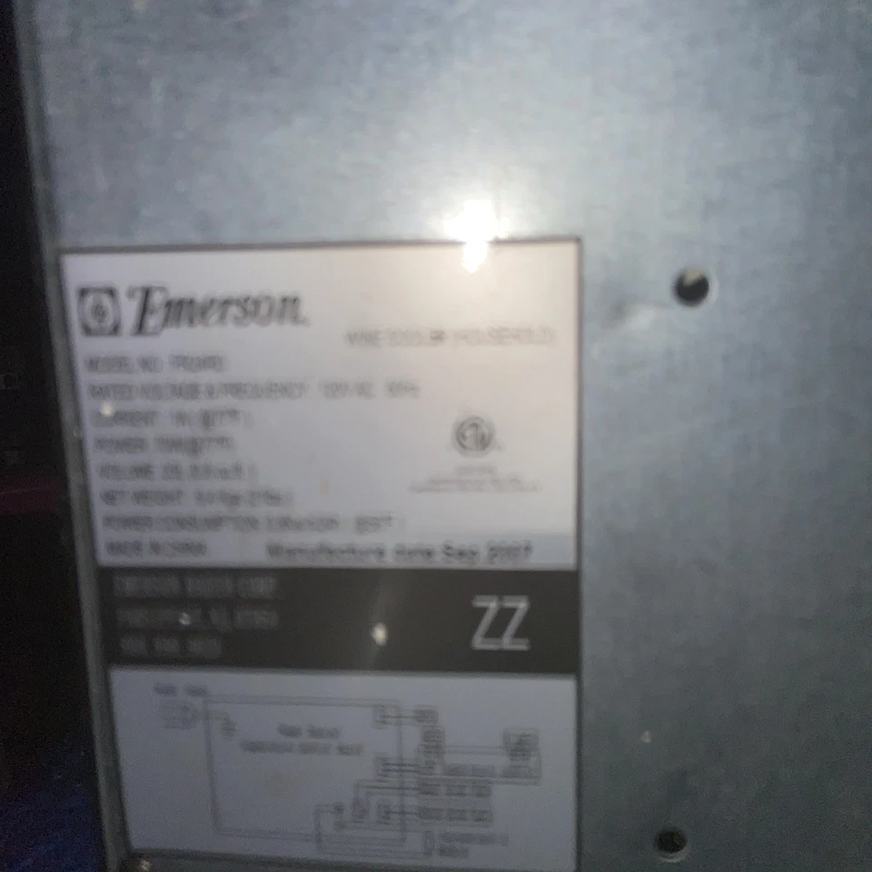 艾默生 8 瓶葡萄酒冷藏箱冰箱酒窖冰箱-型号 FR24RD-可用  — 第 4/4 张图片