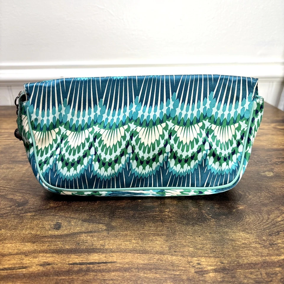 Bolso sin asas Jimmy Choo satinado de noche estampado Art Deco pavo real RARO hecho en Italia Foto 2 de 4