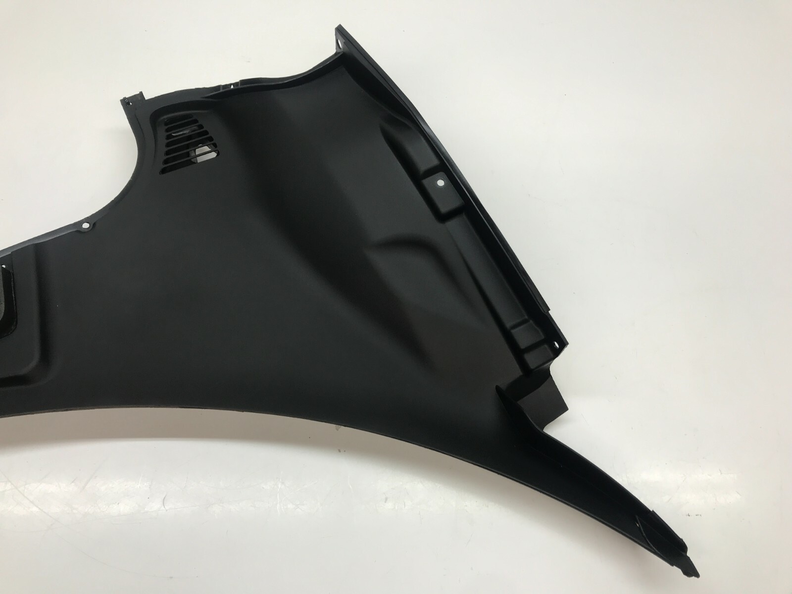 FERRARI 488 GTB SPIDER PASSENGER RIGHT RH UNDER WINDSHIELD COWL OEM 83749500
