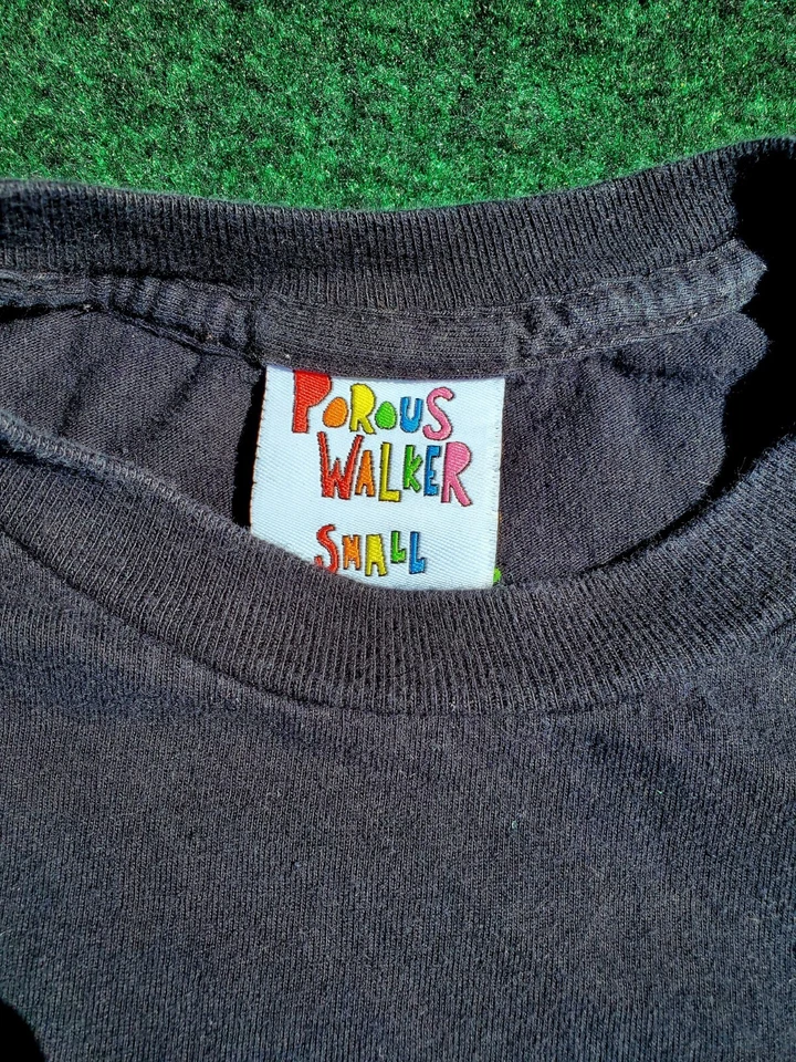 Camiseta Porous Walker Winnie The Pooh Parody Talla Pequeña Pecho 34 pulgadas Foto 4 de 4