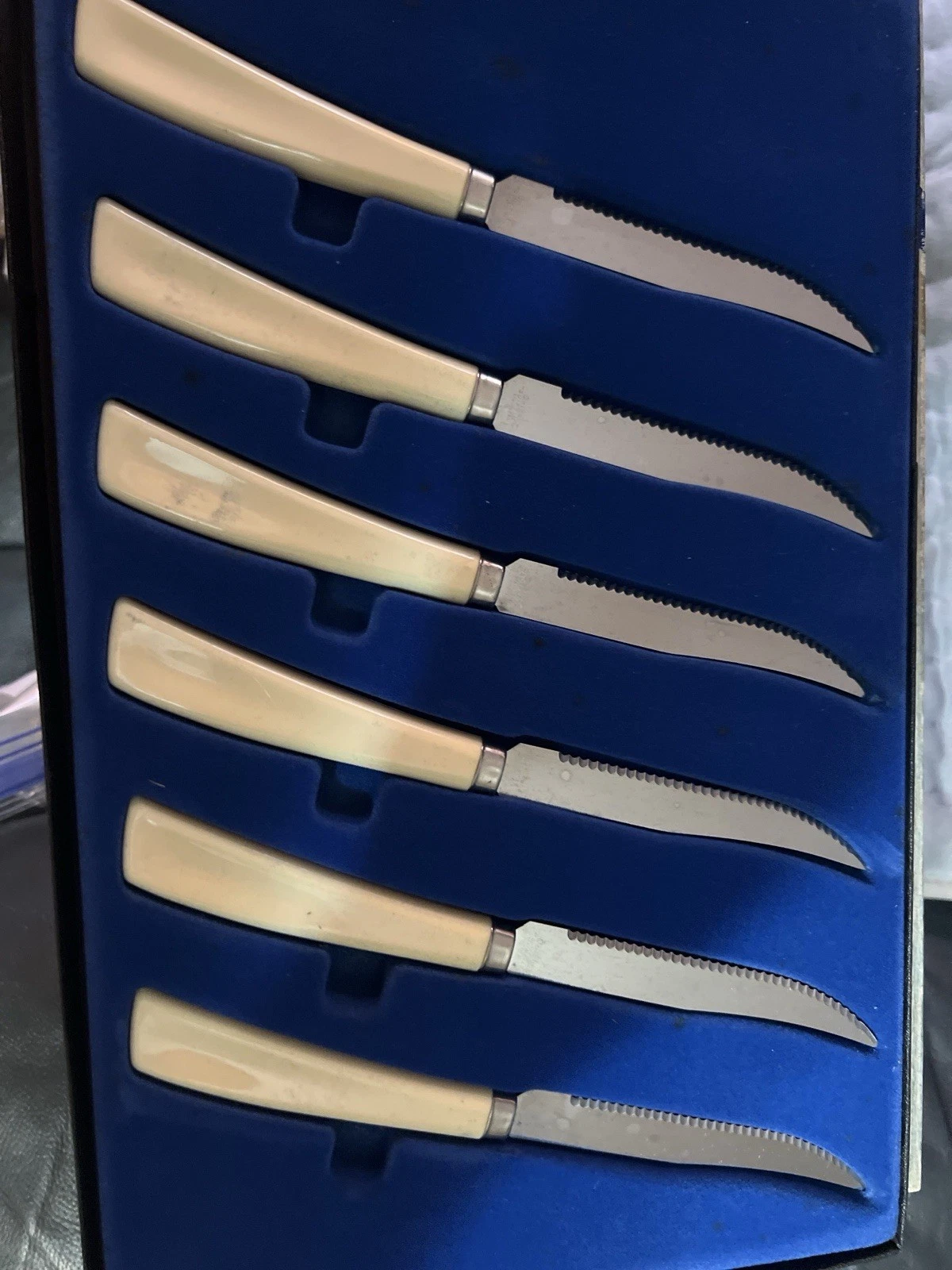 Vintage Kirby Quikut Steak Knives set of 6 Stainless Cream Handle Orginal Box
