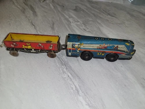 Vintage Marx Goofy Donald Duck Tin Wind-Up Locomotive and Hopper Train Car