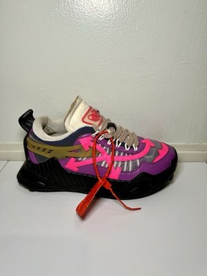 Size 6.5 -7/ 37 Women Off-White Odsy 1000