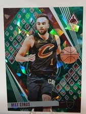  2023-2024 Phoenix Green Cracked Ice #/149 Max Strus- Cleveland Cavaliers 