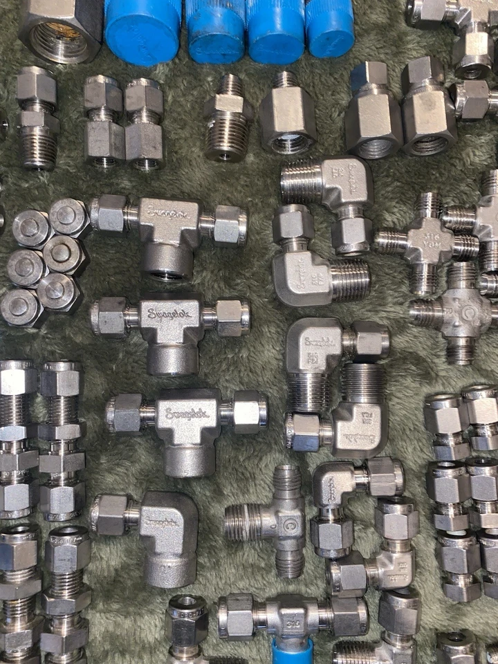 Large Lot Of 1/4” Swagelok SS-400- Tee Branch Run Elbow 90 Union Nut Stainless - Image 4 of 4