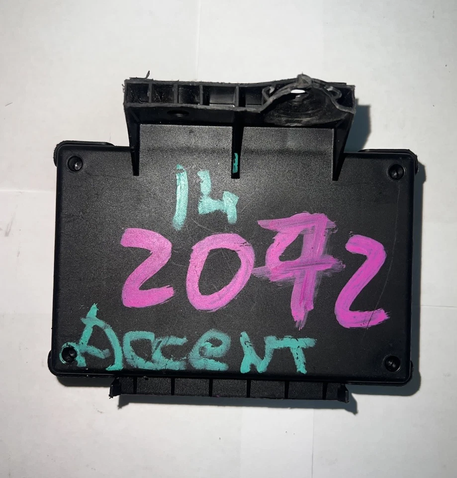 2014 Hyundai Accent Body Control Module BCM 95400-1RND0 - Image 2 of 2