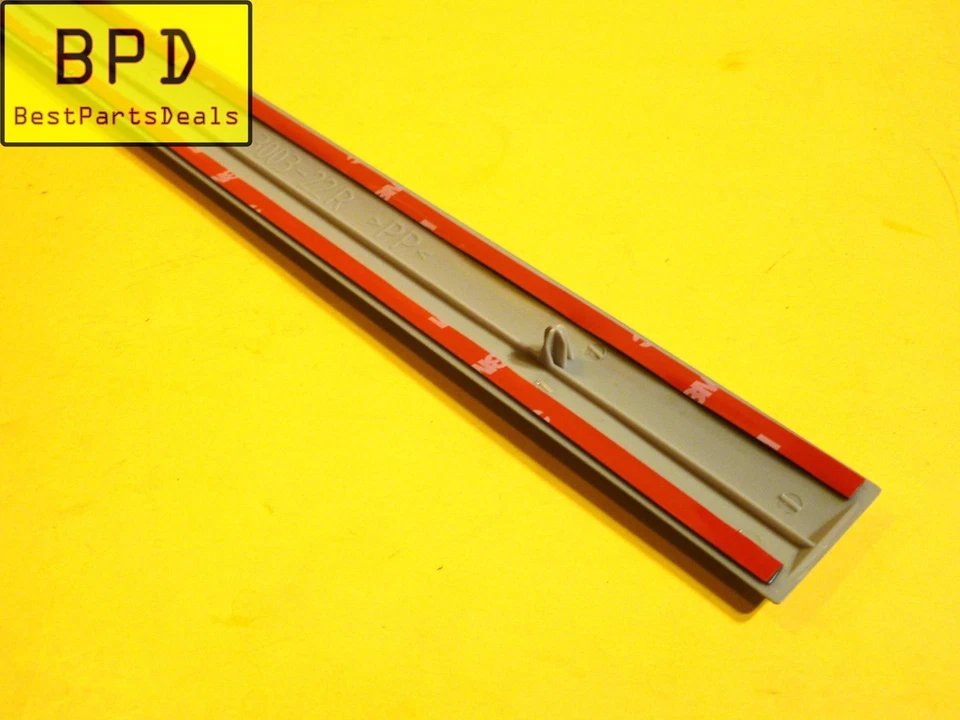 02-06 Camry LE/SE carrocería puerta pasajero trasero derecho moldura lateral NAPA BPT-003 Foto 4 de 4