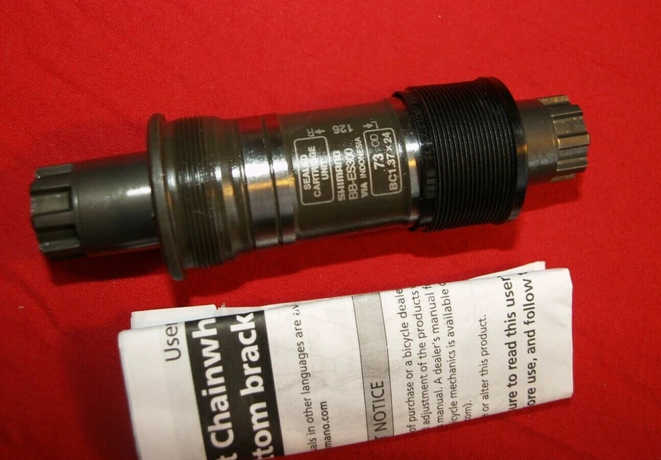 Shimano BB-ES300 Octalink BB Bottom Bracket 73mm 126mm NEW - Image 2 of 4