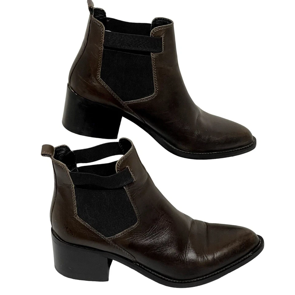 Botas de cuero al tobillo ERAM Chelsea punta almendra talla 9 Foto 3 de 4