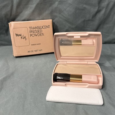 Mary Kay Translucent Pressed Powder. Compact. SHEER IVORY #0530. 0.36oz. New