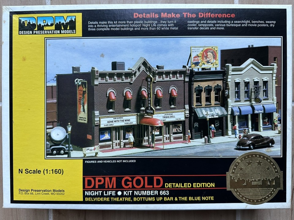 243-66300  -  Night Life - N Scale