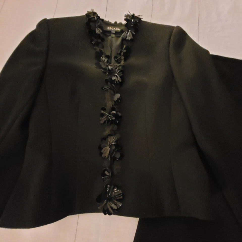 ESCADA Absolutamente Precioso Vintage Negro Lana Floral Cuentas Falda Chaqueta Traje 34 Foto 3 de 4