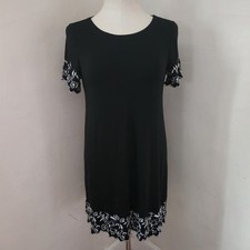LOFT Petites Black Embroidered Floral Shift Dress XSP Short Sleeve Scallop Hem