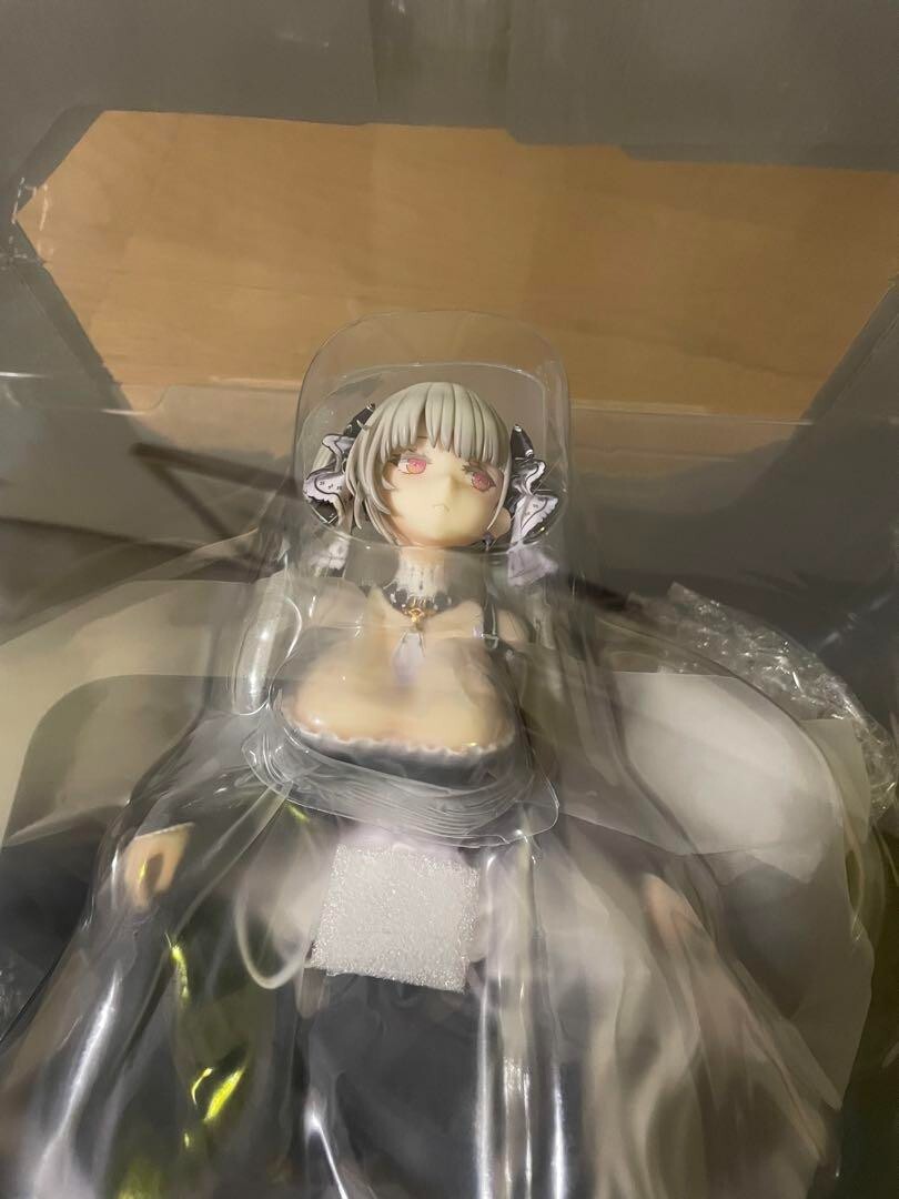 Alter Azur Lane HMS Formidable Figure Black Dress 1/7 Smartphone