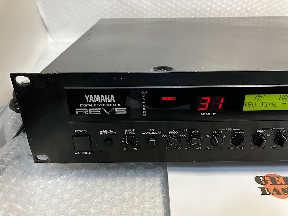 YAMAHA REV5 Digital Reverberator AC 100V Adopts DSP LSI Working Free  Shipping