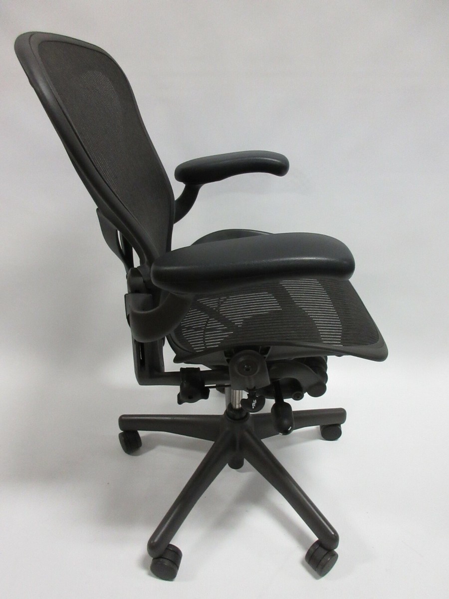 Herman Miller Classic Aeron Chair with PostureFit, Size B | eBay