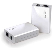 TP-LINK TL-POE200 Power Over Ethernet Kit, 1 Injector, 1 Splitter, 5 VDC Output