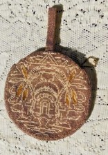 ANTIQUE 1940's CZECHOSLAVAKIA BEADED ROUND PURSE / BAG W LINING