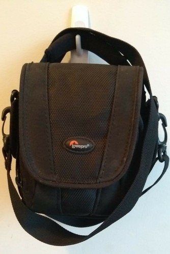 Lowepro Edit 100 Black Camcorder Compact Camera Travel Bag - Great Condition! - Picture 4 of 4