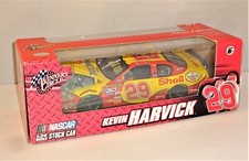 Winner's Circle 2007 Kevin Harvick 29 SHELL Monte Carlo SS 1/24 w/ Case