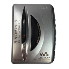 Sony Walkman WM-FX195 AM/FM Radio Cassette Player Silver For Parts/Repair
