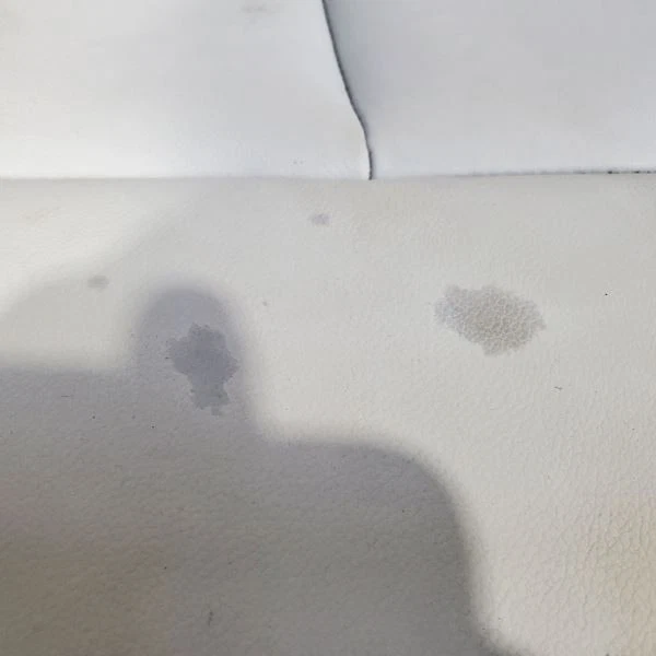 Assento traseiro couro cinza claro fabricante de equipamento original 2022 Eclipse Mitsubishi Cross - Imagem 3 de 4