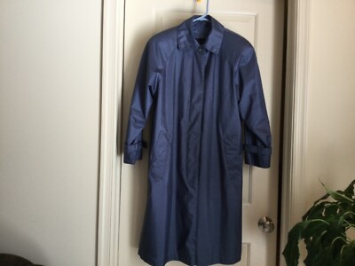 Fleet Street womens blue raincoat button out lining, sz 6 Petite