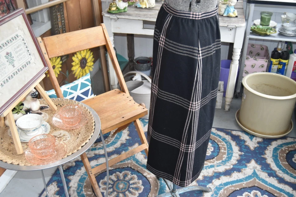 Falda Weathervane Vintage Años 60 Lana Pura Cuadros - Negra y Rosa Hecha en EE. UU. Pequeña Foto 3 de 4