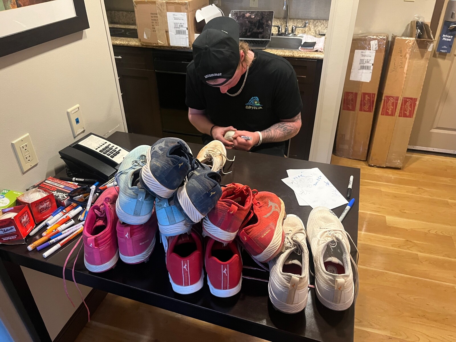 Ryan Clifford New York Mets Auto Signed 2023 Game Used Cleats Beckett Hologram ,