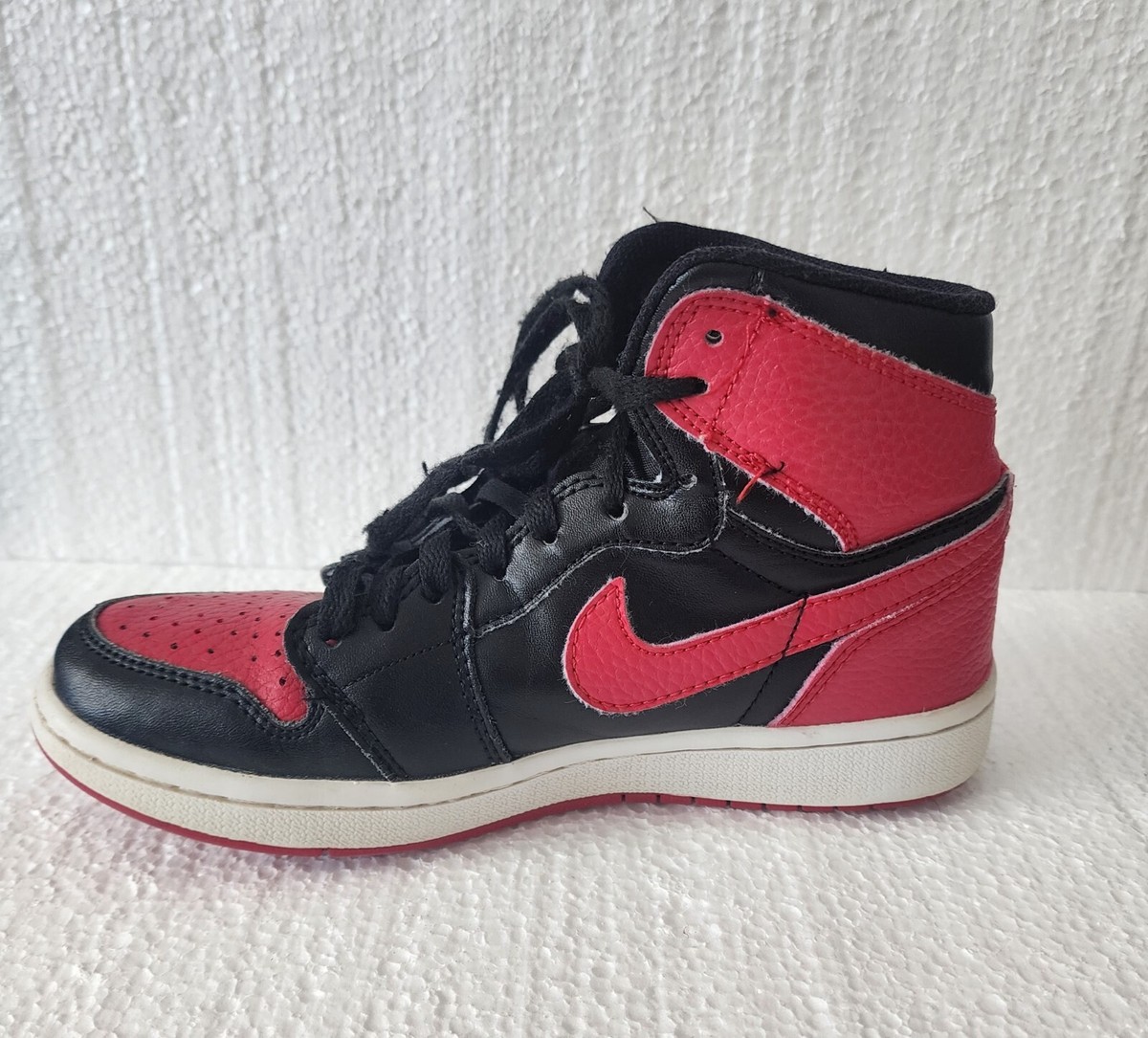 2016 Nike Air Jordan 1 Retro High OG BRED Banned (575441-001) Size