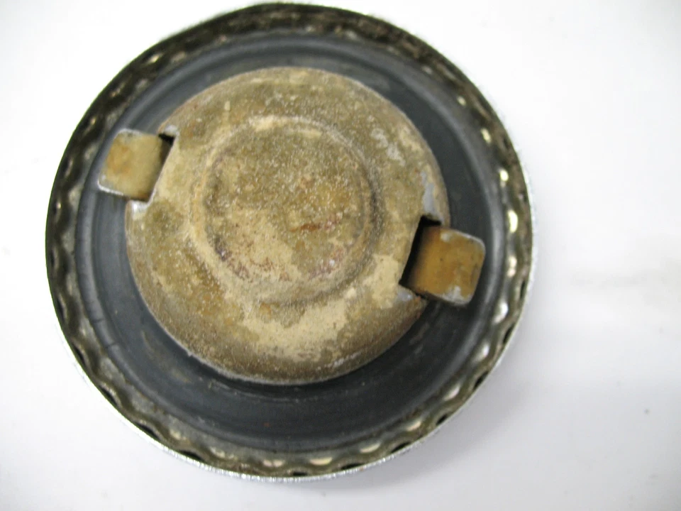 Yamaha L5 L 1969 5 YL5 YL 5 100 tapa del tanque de combustible de gasolina 122-24610-01-00 Foto 3 de 4