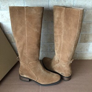 UGG Leigh Chestnut Suede Equestrian 