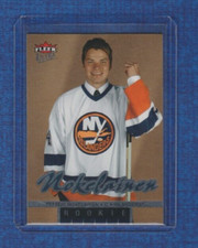 2005-06 NHL Fleer Ultra Hockey Rookie Card GOLD # 227 Petteri Nokelainen