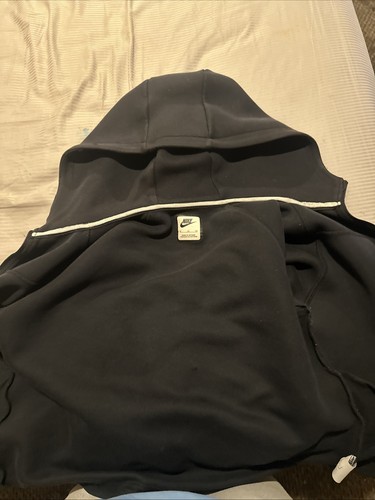 Nike tech/ XL/boys/black no missing zippers mild condition - Picture 2 of 14