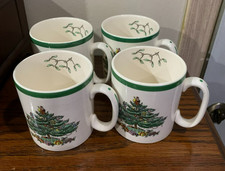 Spode Christmas Mugs Set Of 4 Christmas Tree Design Holds 8-oz