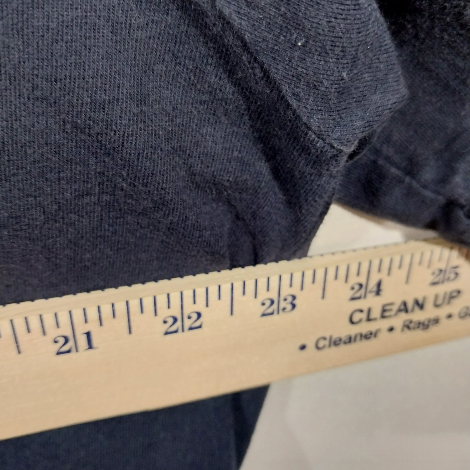 Vintage Tommy Hilfiger Tommy Jeans V-neck Navy/Red T-shirt Logo Collar Mens L thumbnail 7