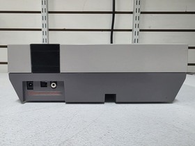 Nintendo Entertainment System NES Console - Gray (NES-001) W/Controller & Gun