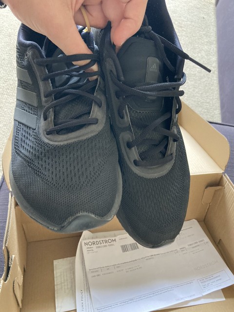 adidas supernova core black