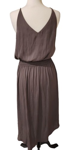 Women's size 12 khaki green shirred waist dress made by Witchery - Picture 3 of 3