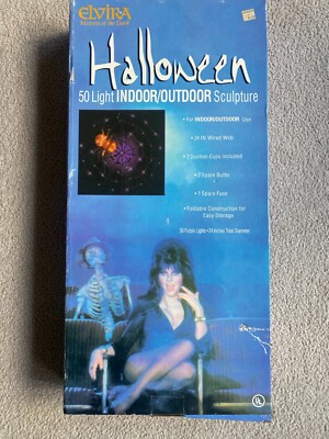 ELVIRA Mistress of the Dark Halloween 50 light 24'' Wired Web Purple Lights  RARE